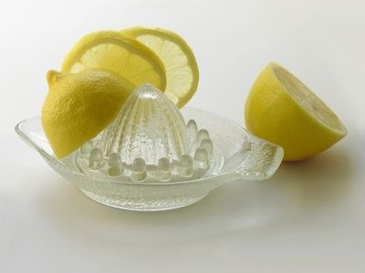 Pourquoi devriez-vous boire de l’eau tiède au citron Water-lemon